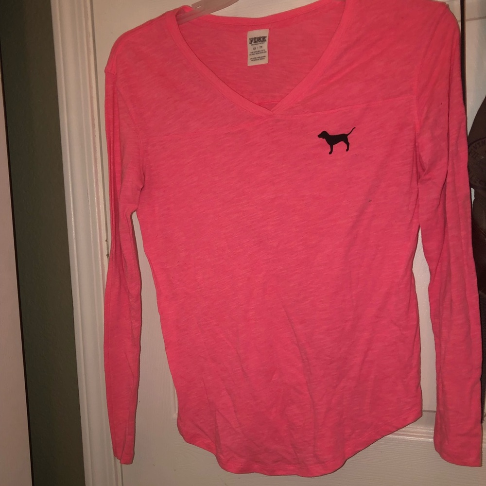 VS long sleeve V Neck